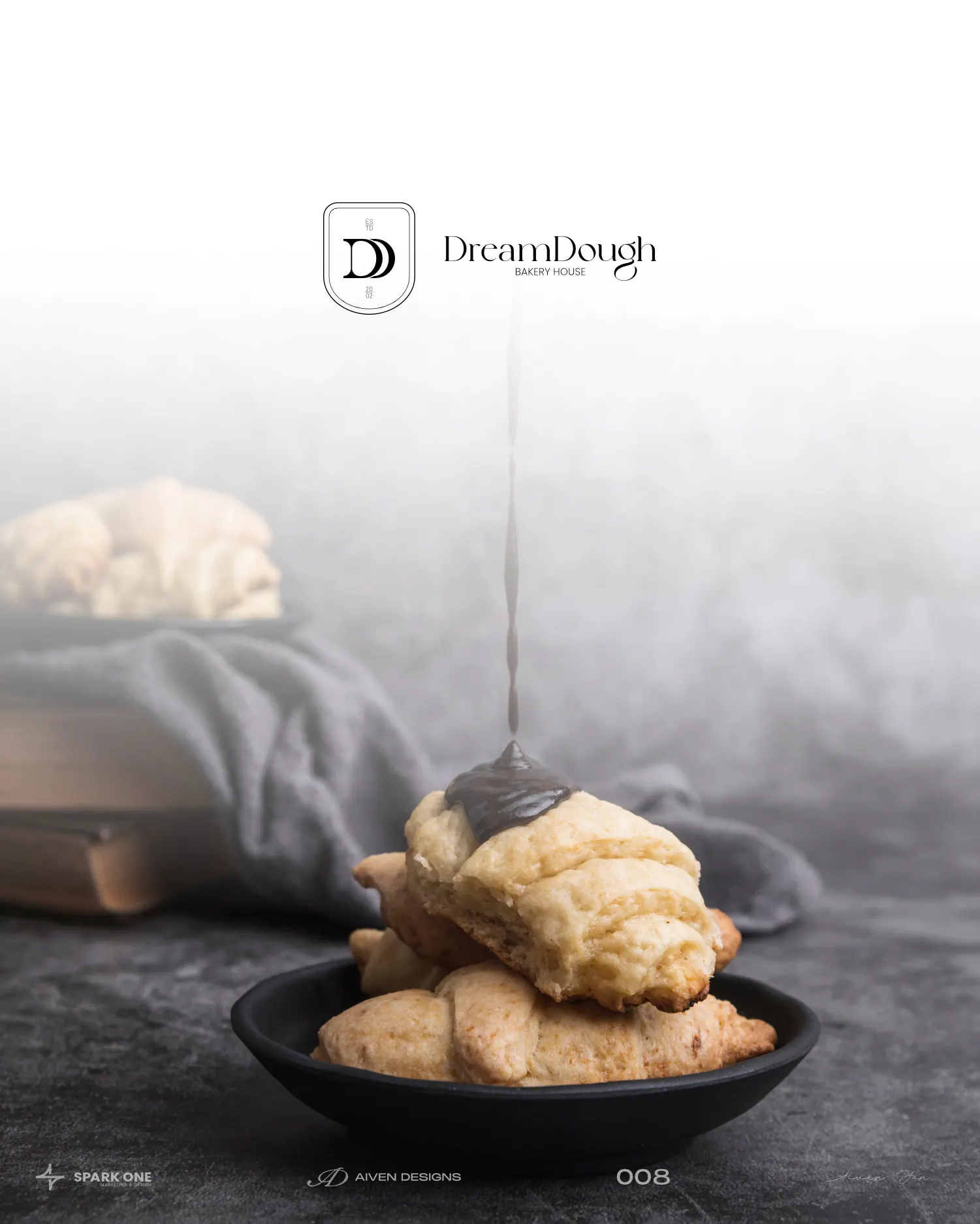 DreamDough — identity for a bakery, picture 3 of 10